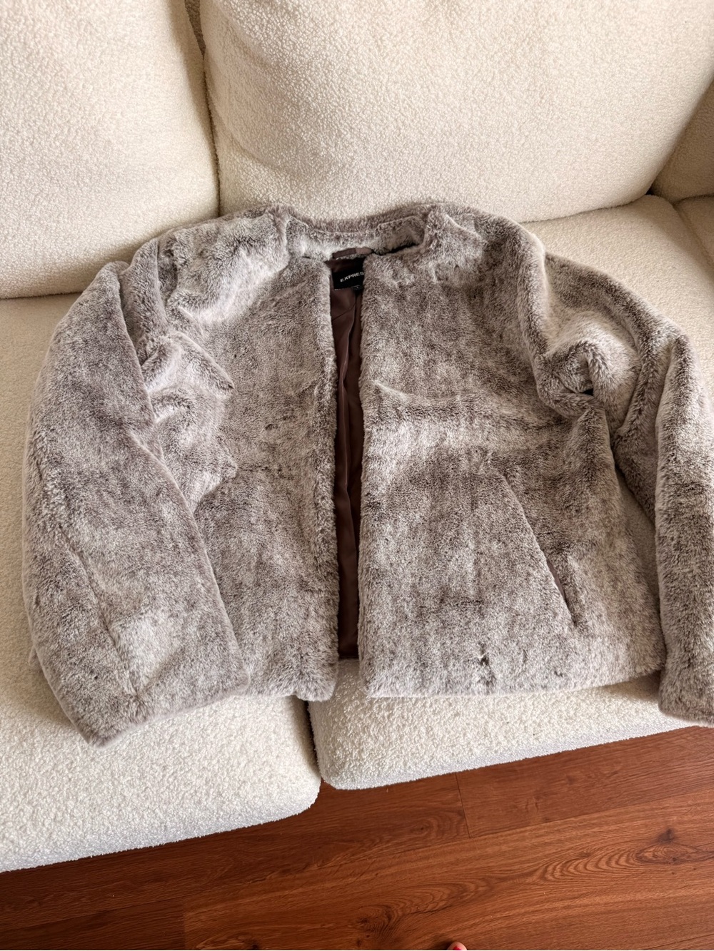 Express Plush Teddy Jacket in Light Taupe